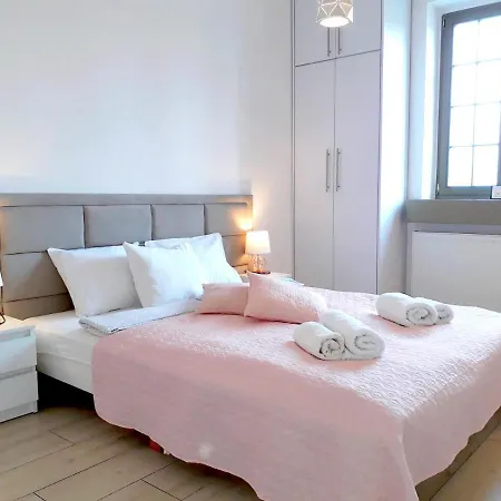 Wroclaw Inn Apartments *