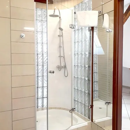 Apartment Wroclaw Inn Apartments *