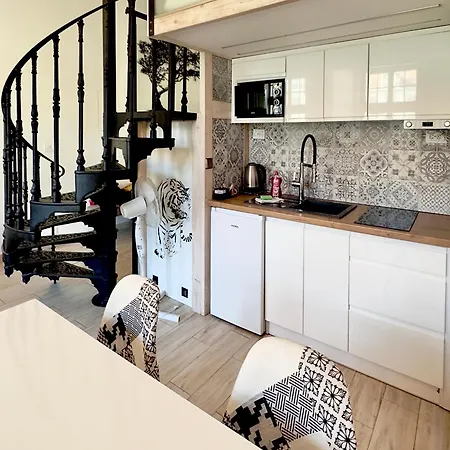Wroclaw Inn Apartments *