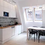 Wroclaw Inn Apartments *