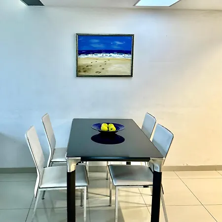 Wroclaw Inn Apartments *