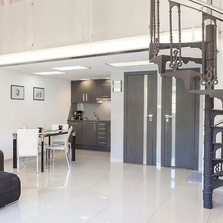 Wroclaw Inn Apartments Vratislav